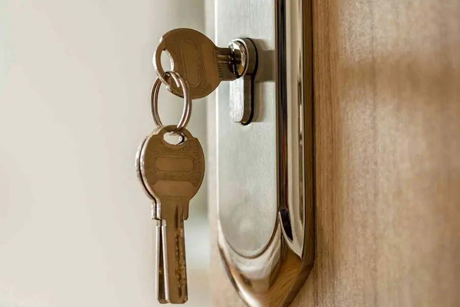 Apertura porte bloccate urgente Pisa